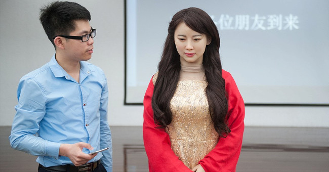 Robot giai nhân ở Trung Quốc