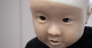 Robot thay thế y tá có tạo nên sự sợ hãi?