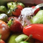 Cách rửa rau củ sạch và an toàn