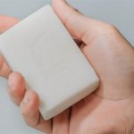 Rửa tay xà phòng nhưng không diệt được khuẩn, nguyên nhân đơn giản là đây