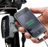 Sạc pin hàng độc của iPhone là… chiếc xe đạp