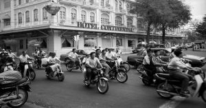 Bộ ảnh tuyệt vời về Sài Gòn thập niên 1990 (Phần 2)