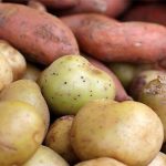 Khoai lang và khoai tây khác nhau về dinh dưỡng như thế nào?