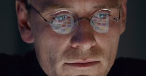 Triết lý đơn giản trong các sản phẩm của Apple đã được Steve Jobs thể hiện như thế nào?