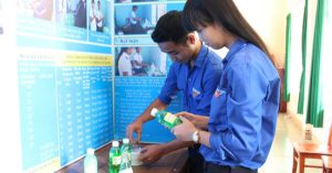 Sữa tắm đuổi muỗi của hai học trò Tây Nguyên