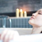 Điều gì xảy ra nếu tắm sau 22h?