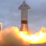 Tàu không gian của SpaceX hạ cánh thành công sau nhiều thử nghiệm thất bại