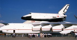 Chuyến bay đầu tiên cũng là cuối cùng của tàu con thoi Buran
