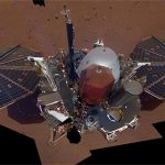 Bức ảnh tự sướng đầu tiên của tàu NASA trên sao Hỏa