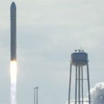 Đụng độ Soyuz, tàu Cygnus lại hoãn cập bến ISS