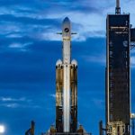 Mỹ phóng tên lửa SpaceX đưa phi thuyền tuyệt mật vào không gian