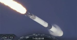 NASA phóng thành công 2 vệ tinh theo dõi bão