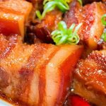Bác sĩ dinh dưỡng cảnh báo thói quen khi ăn thịt kho tàu ngày Tết dễ gây ngộ độc