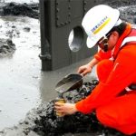 Phó giáo sư Việt nghiên cứu vật liệu bê tông từ bùn thải và tro bay