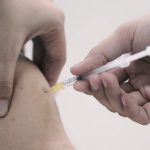 Vì sao nhiều người đau bắp tay sau khi tiêm vaccine COVID-19?