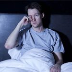 Tại sao trước khi ngủ ta thường tỉnh như sáo?