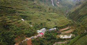 Hệ thống bơm không dùng điện đưa nước lên độ cao 1.300m
