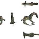 Phát hiện trâm cài áo hình con ngựa 1.800 năm tuổi