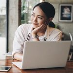 Bạn biết về về hội chứng trầm cảm cười?