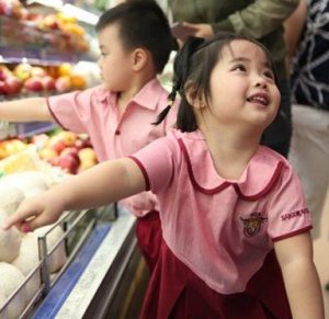 Bóc mẽ cách xếp hàng hóa “móc túi” người dùng ở siêu thị