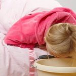 Cách xử trí khi trẻ bị nôn ói liên tục