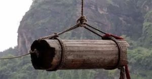 Bí ẩn cách người xưa treo quan tài trên vách đá: Các chuyên gia treo giải 1,3 tỷ, cụ nông dân đã giải được câu đố!