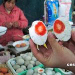 Bắc Kinh ngưng bán trứng vịt lòng đỏ