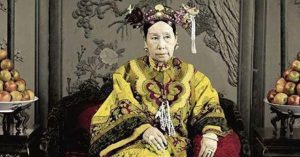 Từ khi cầm quyền cho đến lúc chết, Từ Hi Thái hậu chỉ uống nước trắng đun sôi duy nhất 1 lần, tại sao?