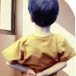 Trẻ đầu to là dấu hiệu của tự kỷ