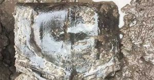 “Kho báu” và hài cốt ngàn năm xuất hiện ở công trường xây dựng