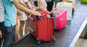 Làm thế nào để vali luôn xuất hiện đầu tiên trên băng chuyền?