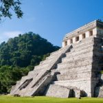 Giải mã thành công hình chạm trổ trên mộ Vua Pakal