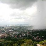 ‘Thác thiên đường’ hiện ra giữa không trung