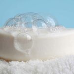 Người dùng xà phòng thơm có thể bị muỗi cắn nhiều hơn