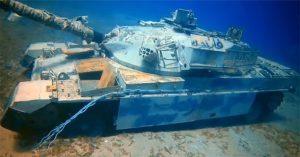 Đến thăm viện bảo tàng quân sự độc đáo nằm dưới biển có một không hai tại Jordan