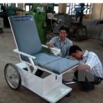 Xe lăn đa chức năng cho người khuyết tật